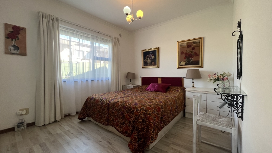 3 Bedroom Property for Sale in Table View Western Cape